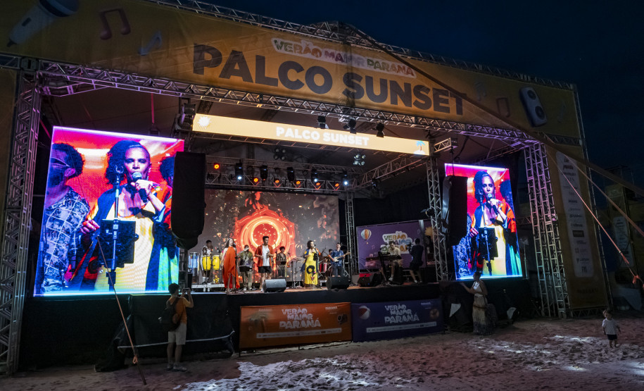 Palcos Sunset do Verão Maior apresentaram 52 bandas paranaenses aos veranistas