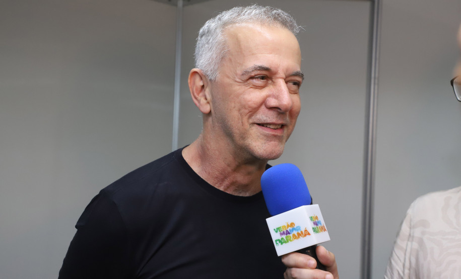 Aonde quer que eu vá: chuva, coral e emoção marcam show dos Paralamas em Matinhos