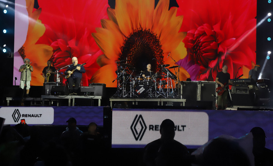 Última semana: Verão Maior recebe Paralamas, Padre Manzotti e 5 duplas sertanejas