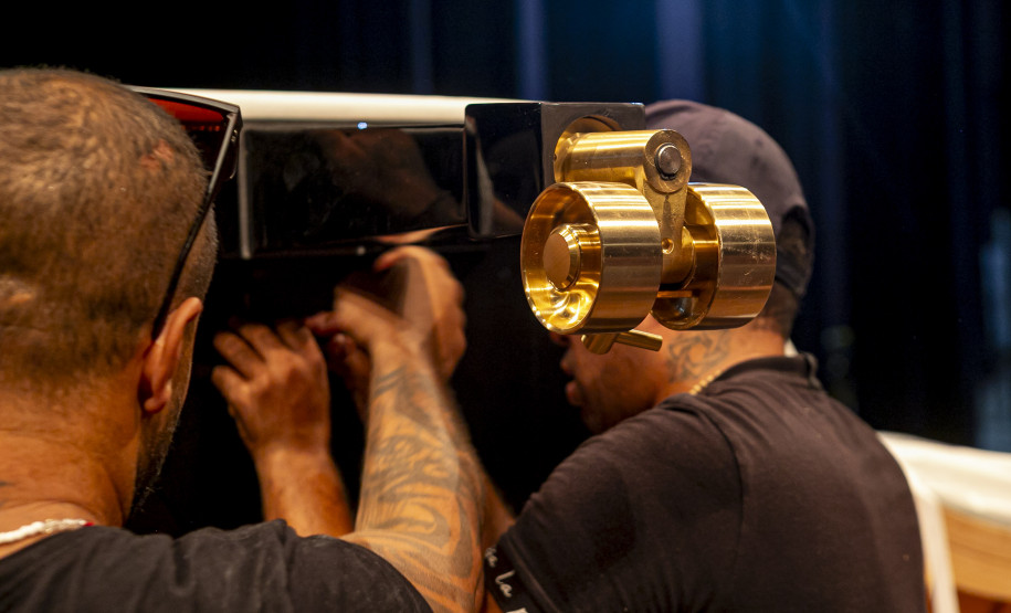 Novo piano marca aporte histórico no Teatro Guaíra e inaugura temporada da OSP