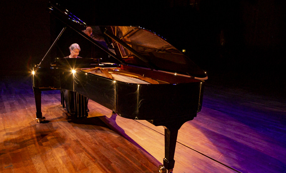 Novo piano marca aporte histórico no Teatro Guaíra e inaugura temporada da OSP