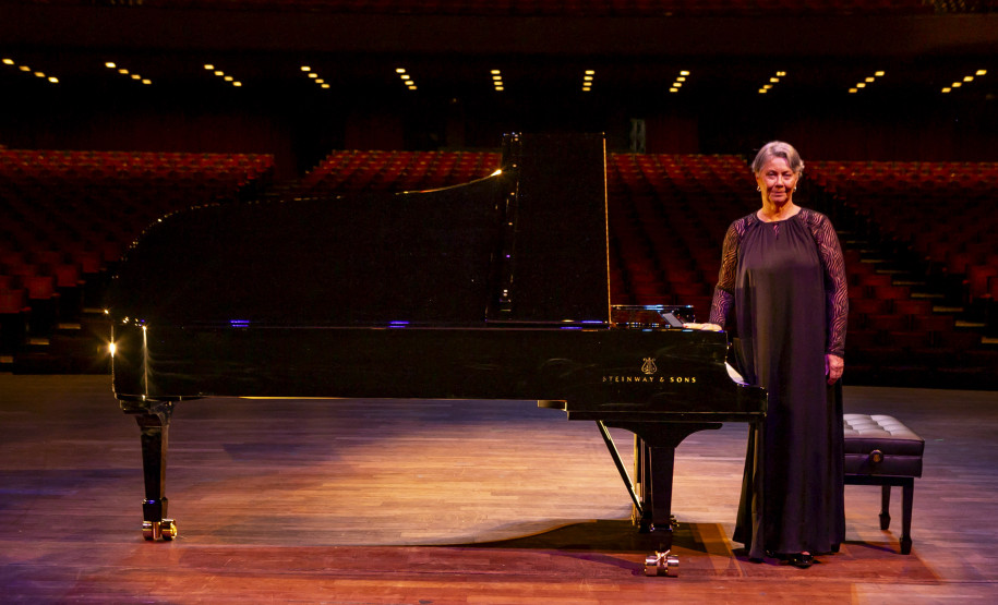 Novo piano marca aporte histórico no Teatro Guaíra e inaugura temporada da OSP