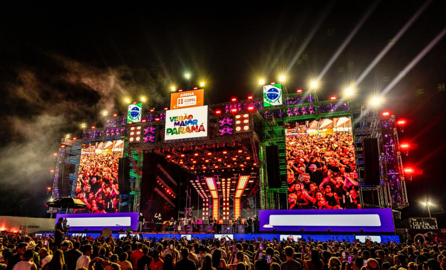 Clássicos do sertanejo no Verão Maior, Teodoro & Sampaio e Gian & Giovani agitam Pontal do Paraná