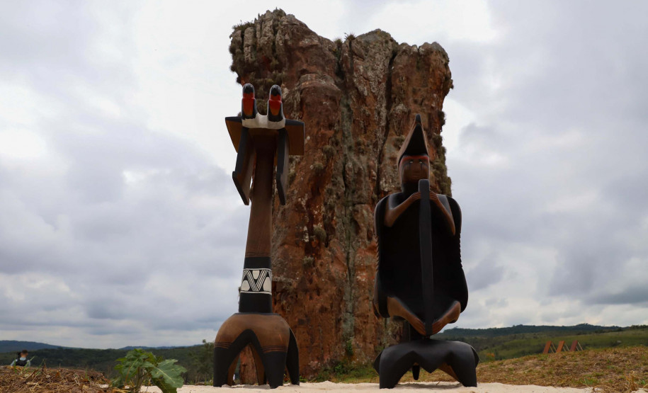 Parque Estadual de Vila Velha vira museu a céu aberto com projeto do MON