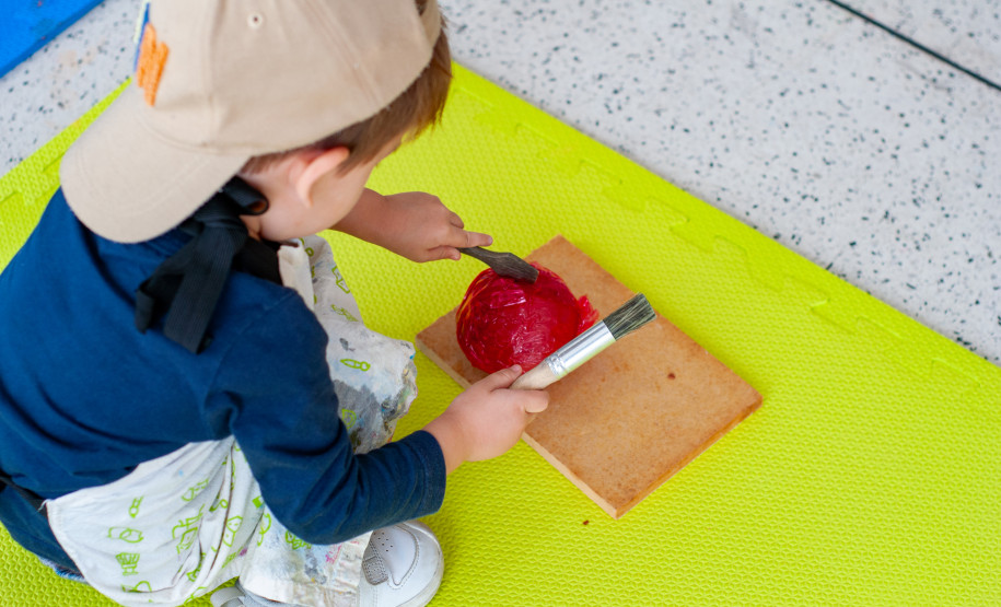 Museu Oscar Nimeyer promove oficina para bebês de 12 a 24 meses no mês de março