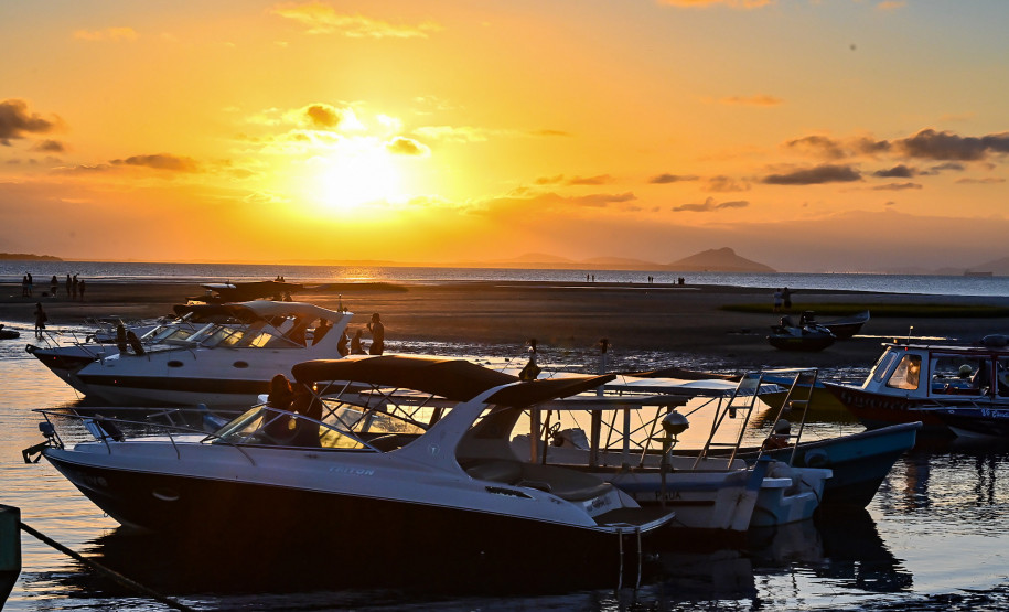 Despedida na Ilha: shows de Lagum e Maneva celebram temporada histórica do Verão Maior