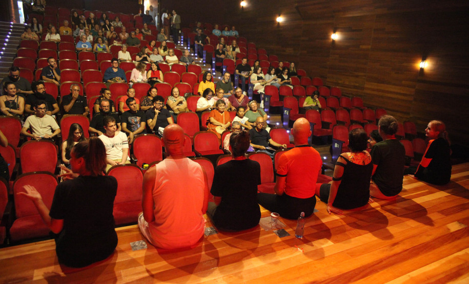 G2 Cia de Dança encerra 1ª turnê do ano com apresentação emocionante em Guarapuava