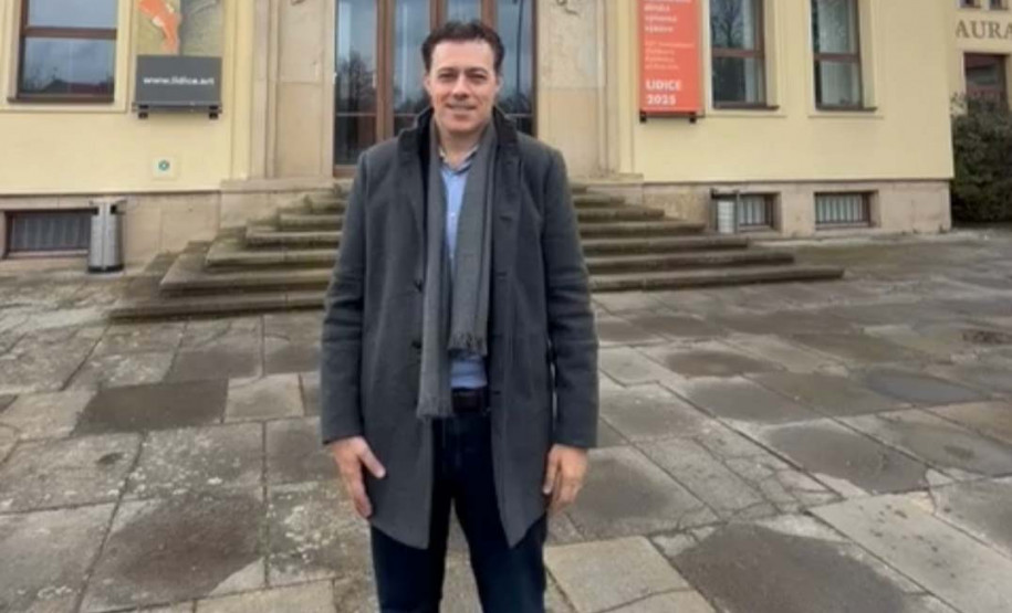 Diretor do Centro Juvenil de Artes integra júri de concurso internacional de arte infantil