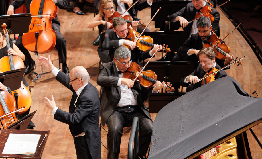 Orquestra Sinfônica do Paraná abre temporada 2026 com novo piano e solista internacional