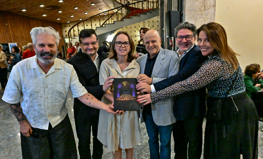 40 anos: mais de 500 pessoas prestigiam lançamento do livro sobre a Orquestra Sinfônica do Paraná