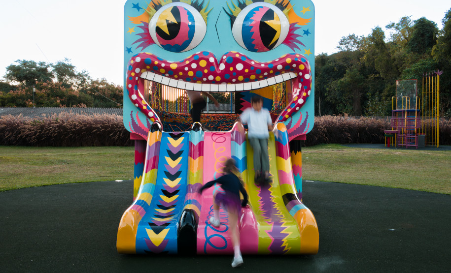 MON inaugura obra nova na área externa e promove "caça às artes" com prêmios no sábado