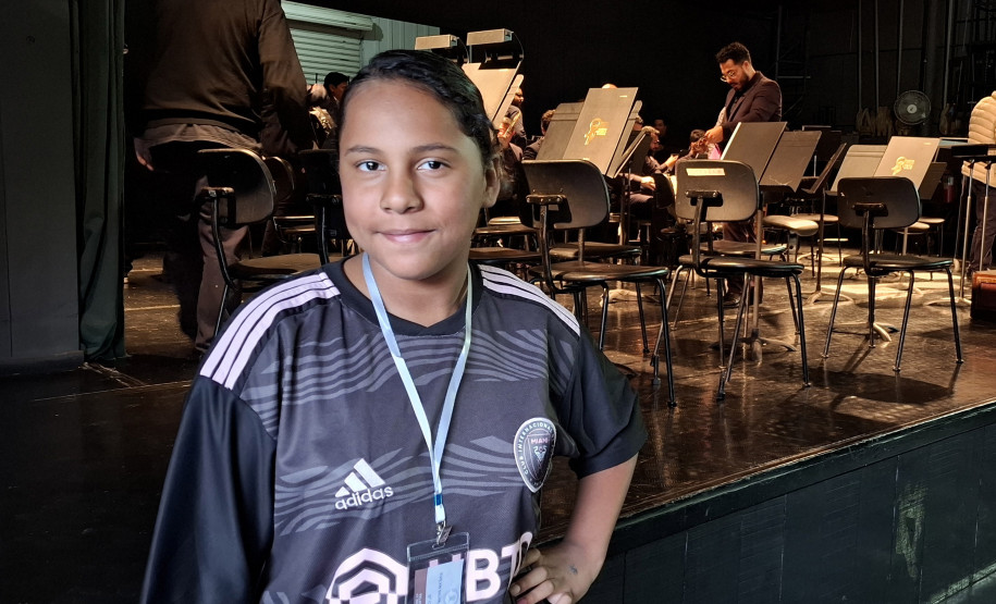 Orquestra Sinfônica do Paraná encanta crianças em concerto didático em Araucária