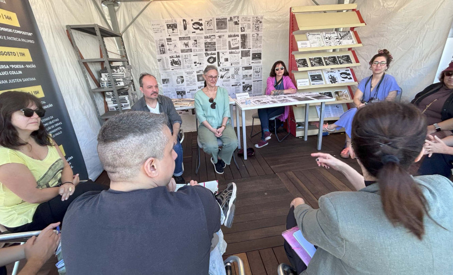 Secretaria da Cultura abre consulta pública para o Edital Paraná Literário - 24.ª Festa Literária Internacional de Paraty