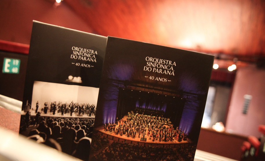Orquestra Sinfônica do Paraná lança livro que contempla quatro décadas de trajetória