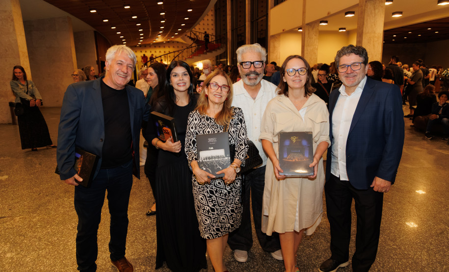 40 anos: mais de 500 pessoas prestigiam lançamento do livro sobre a Orquestra Sinfônica do Paraná