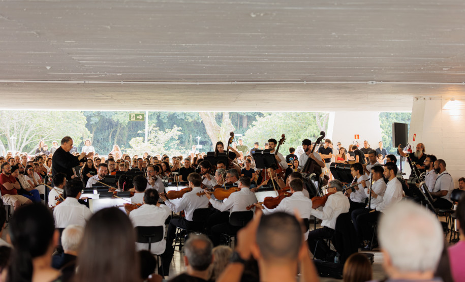 Orquestra Sinfônica do Paraná leva Mozart e Beethoven ao MON em concerto gratuito neste sábado (25)