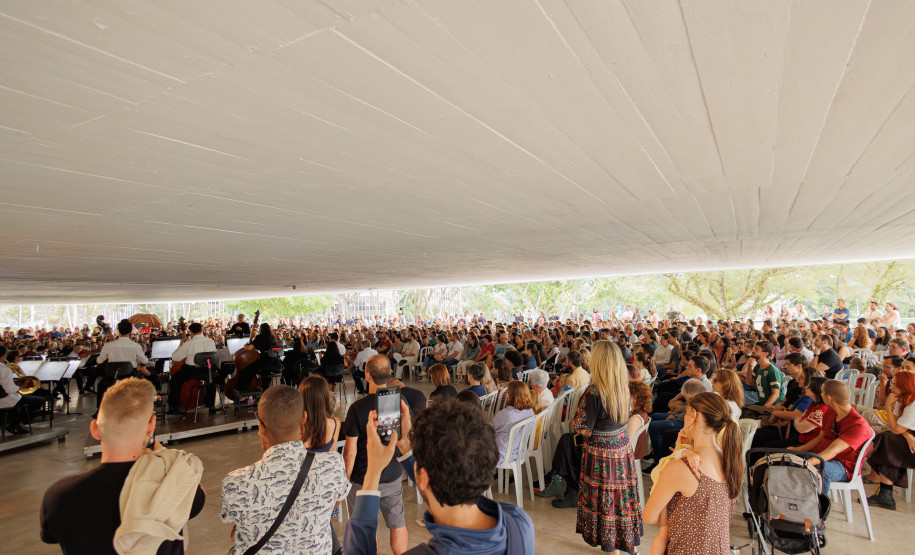 Orquestra Sinfônica do Paraná leva Mozart e Beethoven ao MON em concerto gratuito neste sábado (25)