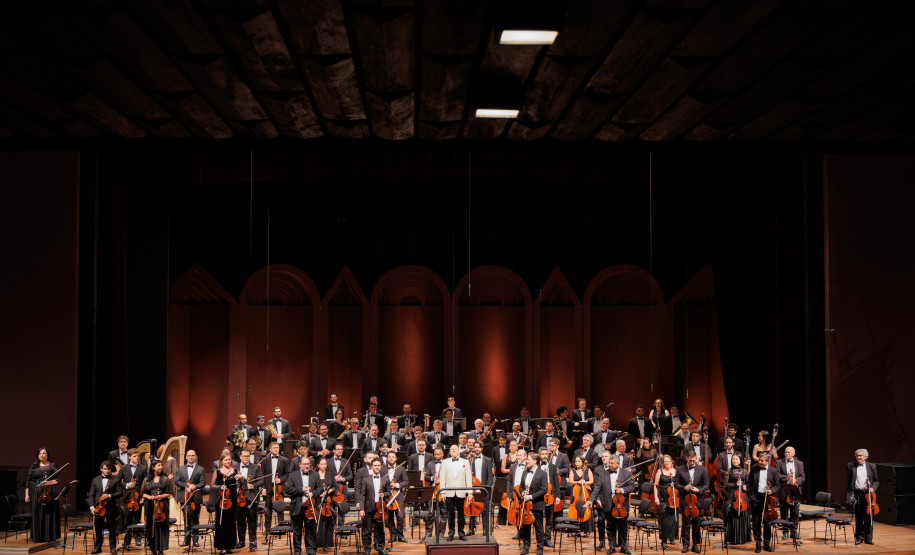 Primeiro dia de concerto do “Festival Gershwin" da Orquestra Sinfônica do Paraná lota o Guairão