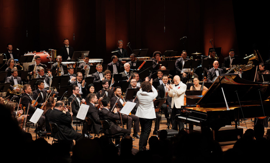 Primeiro dia de concerto do “Festival Gershwin" da Orquestra Sinfônica do Paraná lota o Guairão