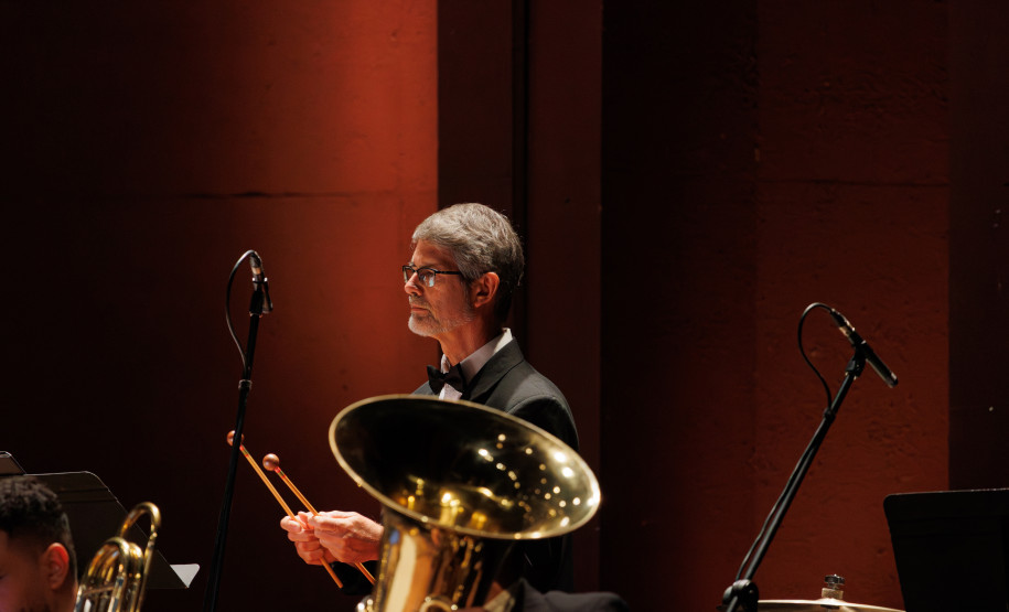 Primeiro dia de concerto do “Festival Gershwin" da Orquestra Sinfônica do Paraná lota o Guairão