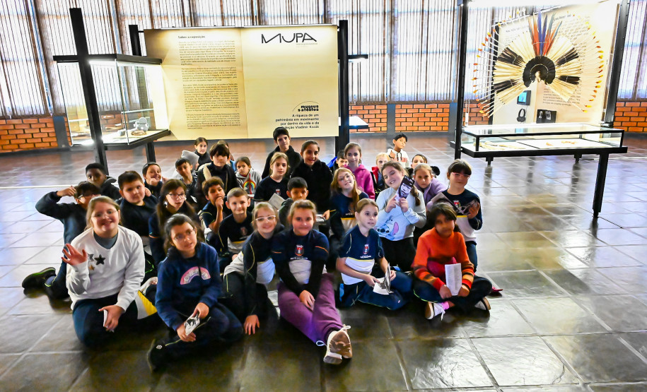 Patrimônio, memória e descoberta: 200 alunos visitam o Museu Satélite MUPA Pato Branco