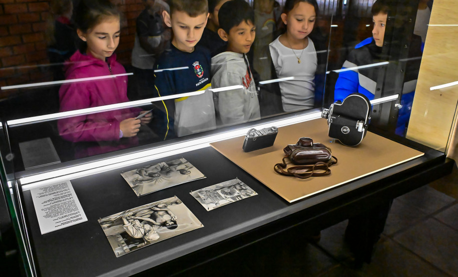 Patrimônio, memória e descoberta: 200 alunos visitam o Museu Satélite MUPA Pato Branco