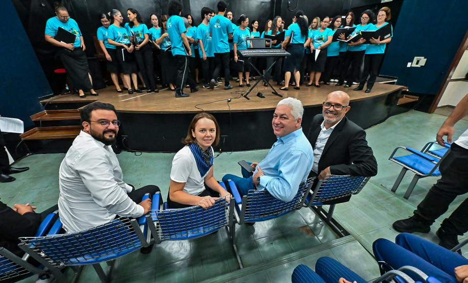 Estado amplia incentivo à musicalização com entrega de instrumentos em Campo Mourão