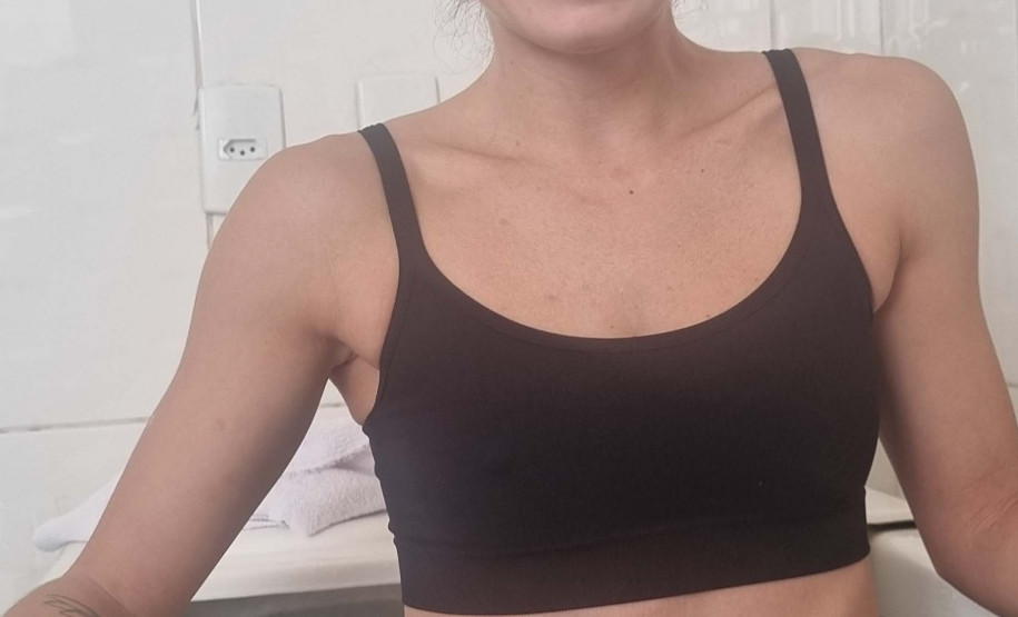 Preparação de atletas: trabalho de fisioterapia é apoio precioso para performance de bailarinos do Teatro Guaíra