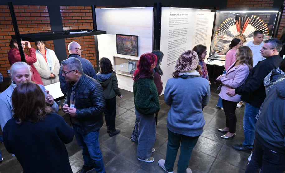 Exposição do MUPA em Pato Branco aproxima população do Sudoeste de acervo histórico