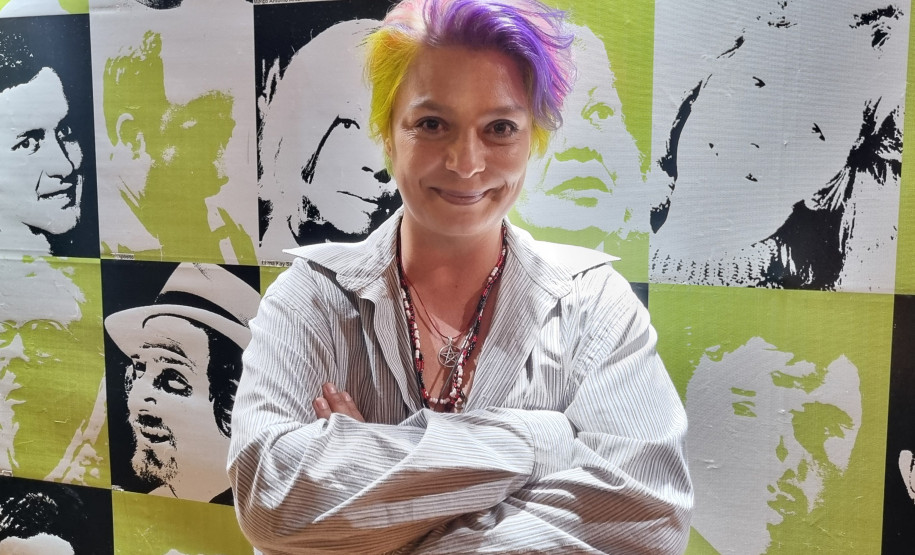 G2 do Teatro Guaíra encerra temporada de “Gregor” com lotação máxima
