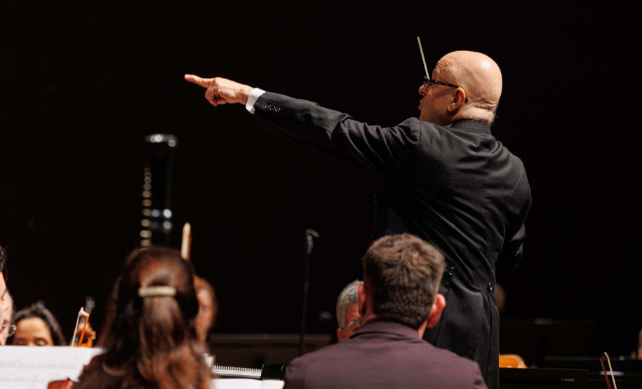 Mais de 4 mil pessoas prestigiam concerto que celebrou os 41 anos da Orquestra Sinfônica do Paraná