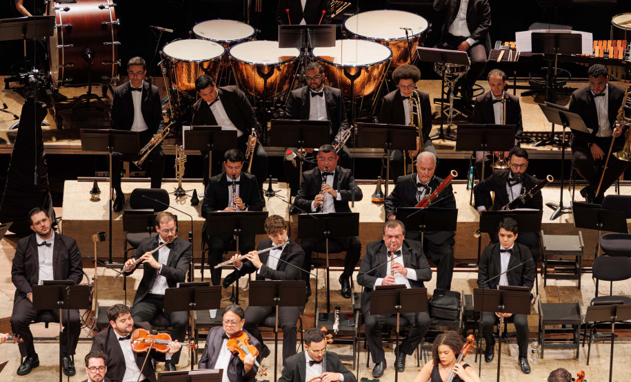 Mais de 4 mil pessoas prestigiam concerto que celebrou os 41 anos da Orquestra Sinfônica do Paraná