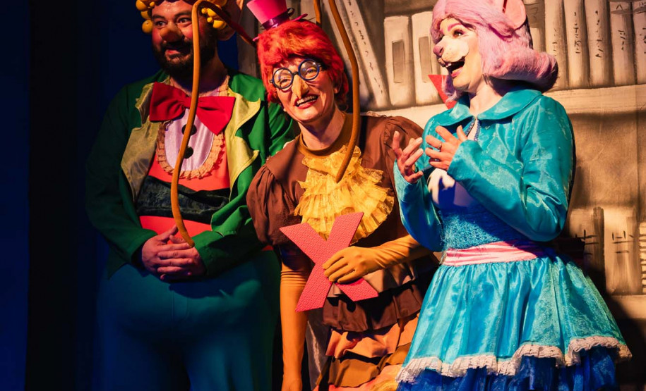 Agenda Cultural tem Bienal de Curitiba no MON, Gregorio Duvivier, Balé GiselleS e mais