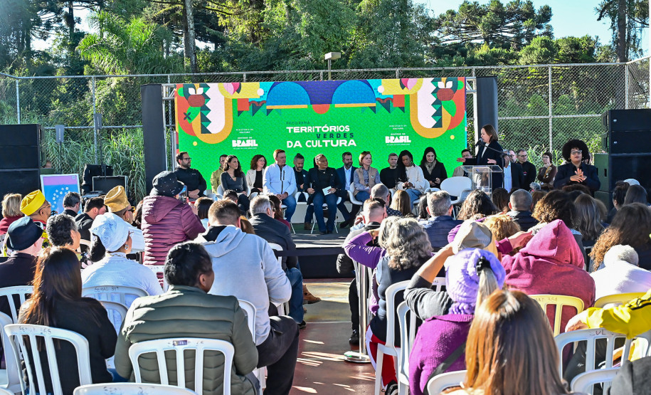 Estado lança consulta pública do Edital MovCEU Paraná em evento em Colombo