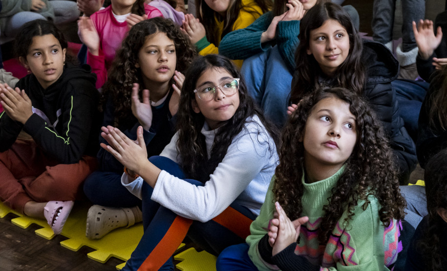 Centro Juvenil de Artes Plásticas comemora 73 anos de ensino gratuito das Artes para crianças e adolescentes