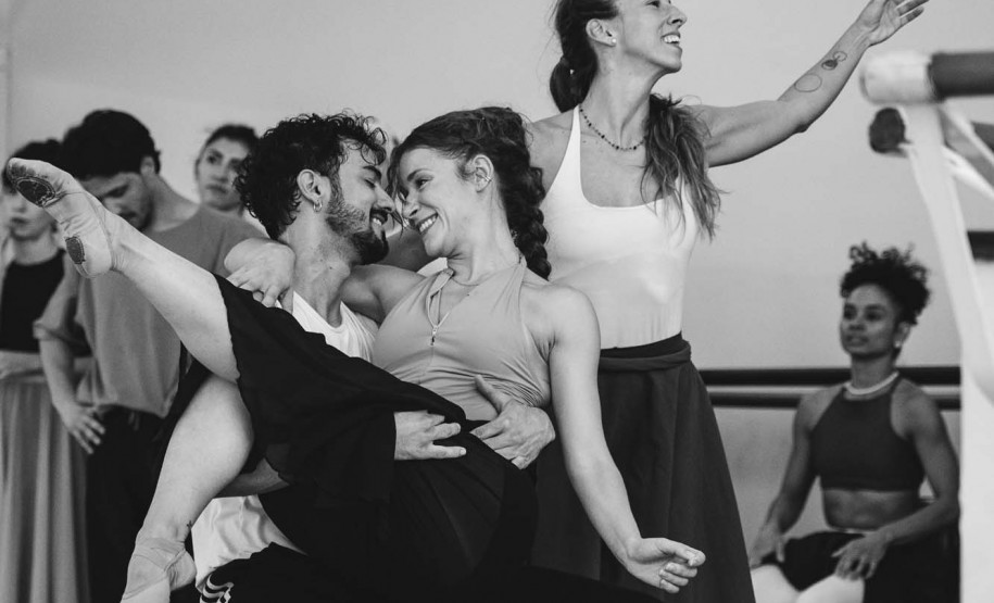 Estreia da semana, balé “GiselleS” transforma clássico em história de identidade e amor