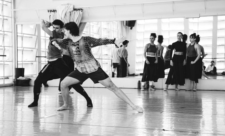 Estreia da semana, balé “GiselleS” transforma clássico em história de identidade e amor