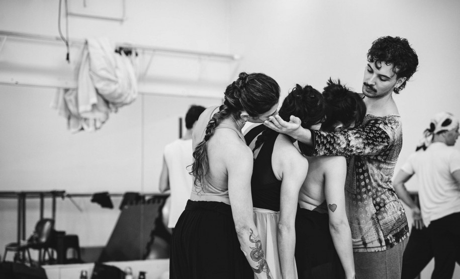 Estreia da semana, balé “GiselleS” transforma clássico em história de identidade e amor