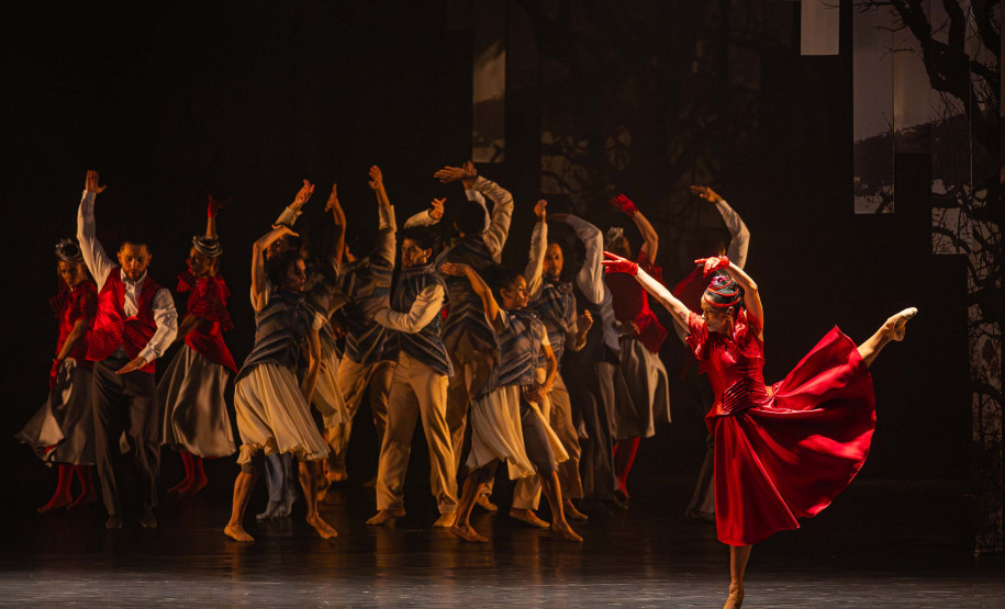 Balé "GiselleS" encerra temporada no Teatro Guaíra com mais de 11 mil espectadores
