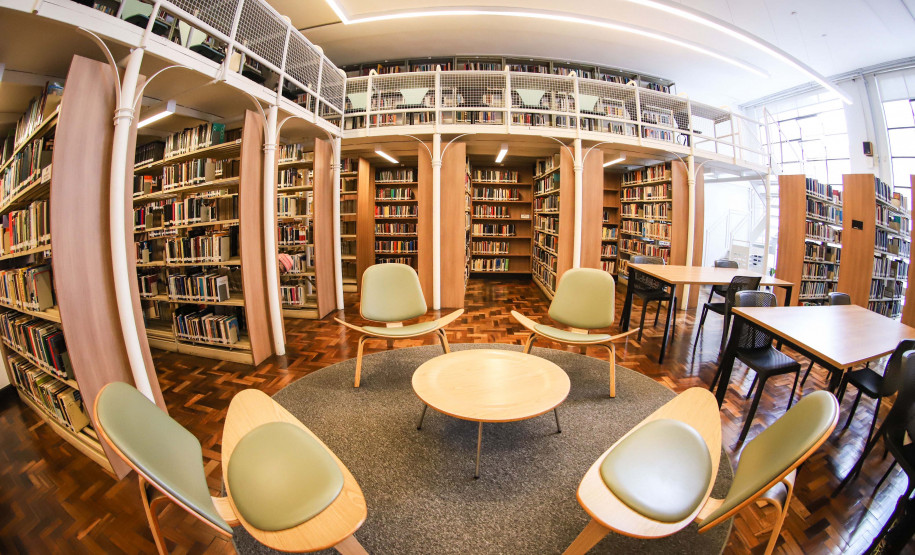 Exposições e lançamentos movimentam Biblioteca Pública do Paraná em junho