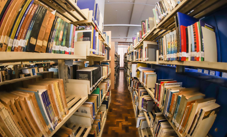 Exposições e lançamentos movimentam Biblioteca Pública do Paraná em junho