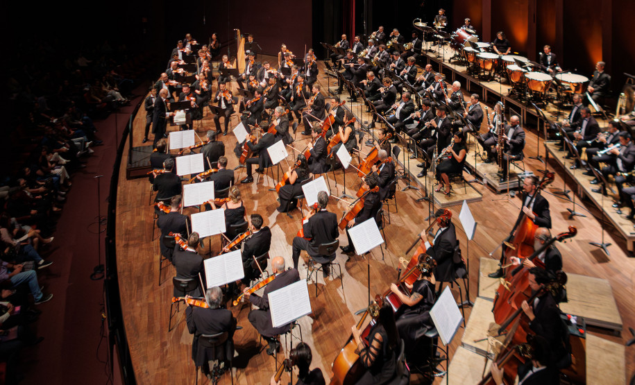 Concerto da Orquestra Sinfônica do Paraná celebra os 70 anos da pianista Analaura de Souza Pinto