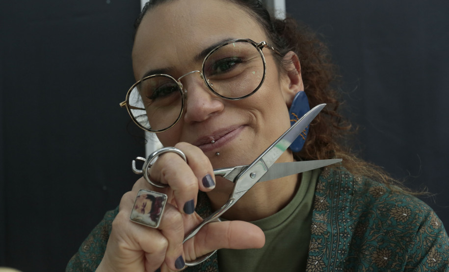Alexandre Linhares e Thifany F. voltam ao Museu Alfredo Andersen para residência artística