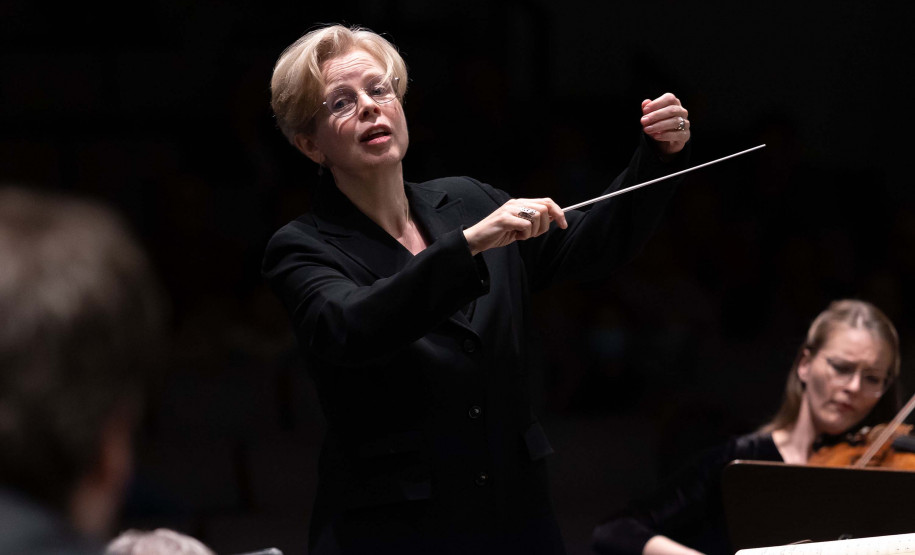 Ingressos para concerto da OSP com a maestra britânica Catherine Larsen-Maguire já estão à venda