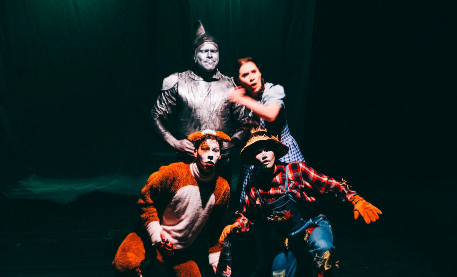 Agenda cultural tem estreia do Balé Teatro Guaíra, sucessos teatrais e ações nos museus