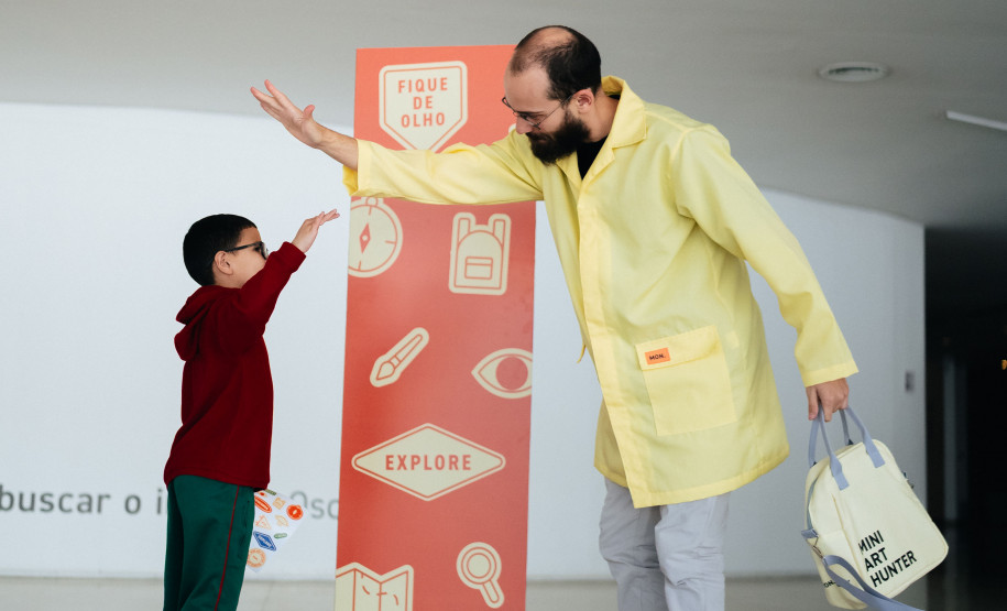 Museu Oscar Niemeyer lança a iniciativa Mini Art Hunter para o público infantil