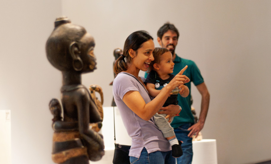 Museu Oscar Niemeyer promove atividade musical para bebês de 12 a 36 meses
