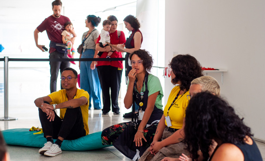 Museu Oscar Niemeyer promove atividade musical para bebês de 12 a 36 meses