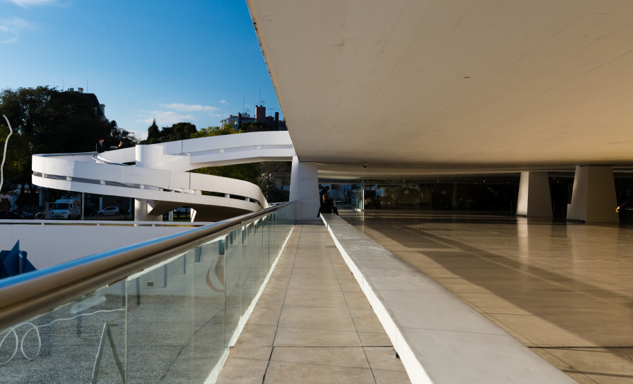 Museu Oscar Niemeyer funcionará normalmente nos feriados de novembro