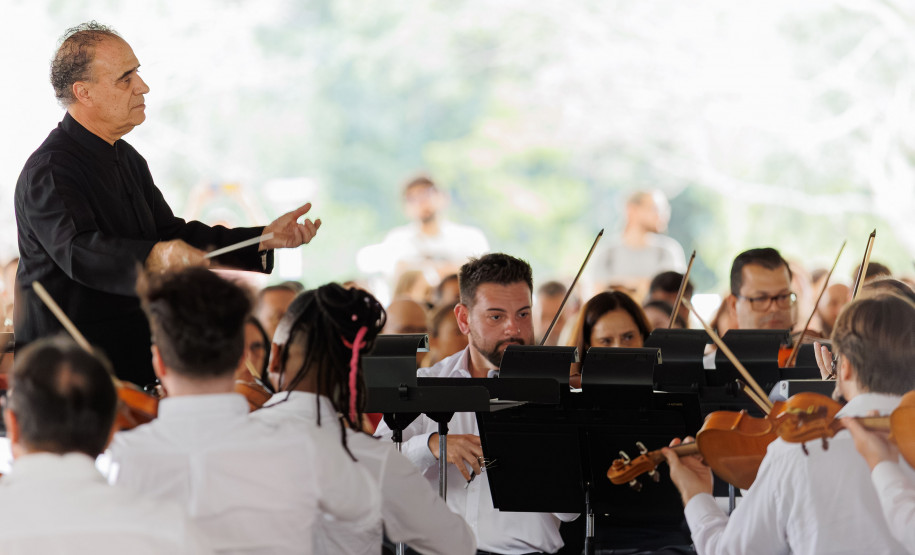 Orquestra Sinfônica do Paraná se apresenta neste sábado no auditório do MON